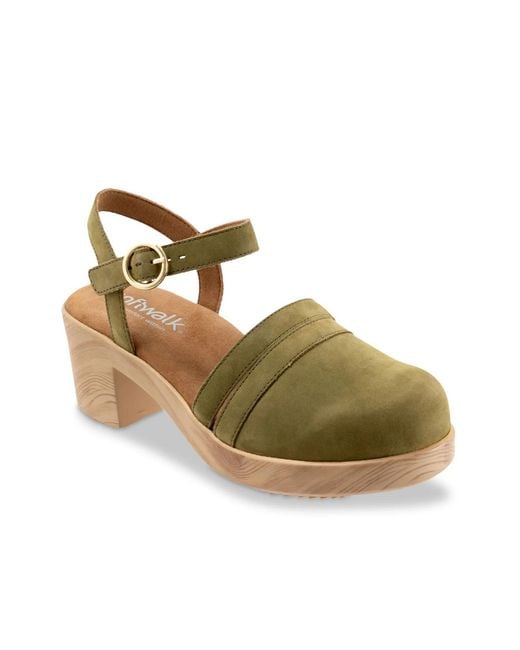 Softwalk® Metallic Fillmore Platform Clog
