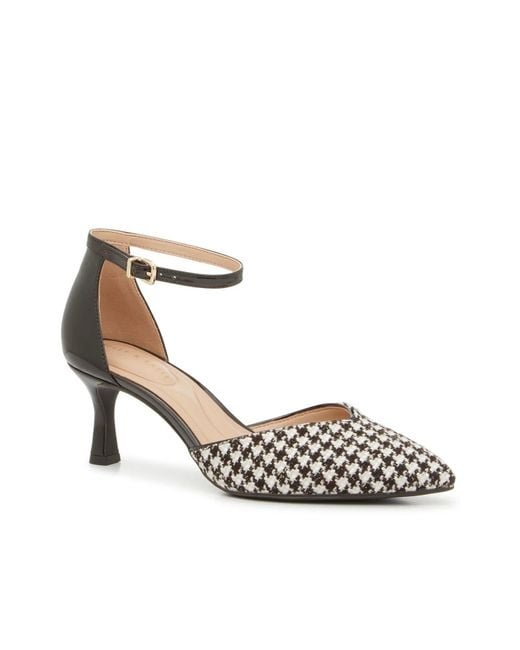 Kelly & Katie Black Poleny Pump