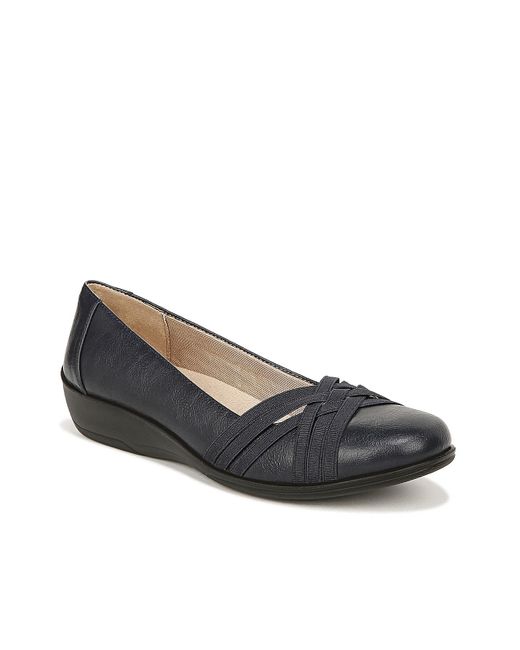 LifeStride Incredible Wedge Pump in Blue Lyst