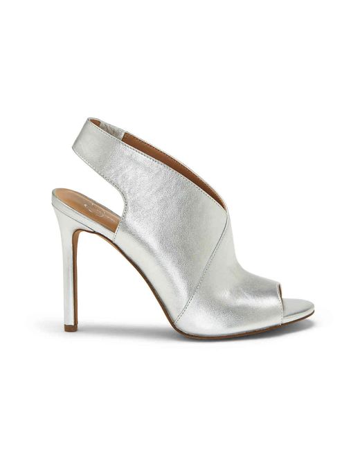 jessica simpson silver shoes