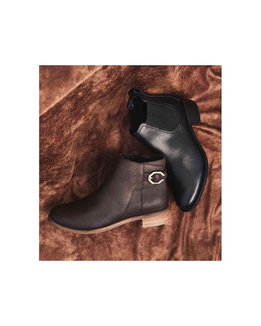 corinne chelsea boot