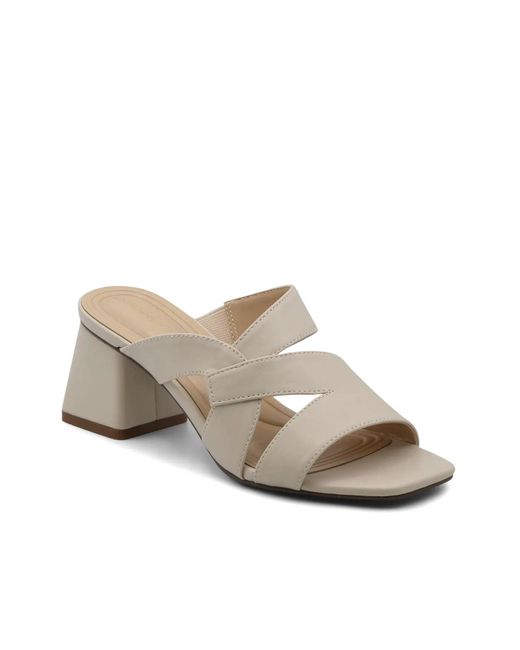 Adrienne Vittadini White Taffi Sandal