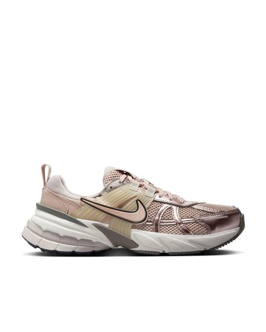 Nike Natural V2K Run Sneaker