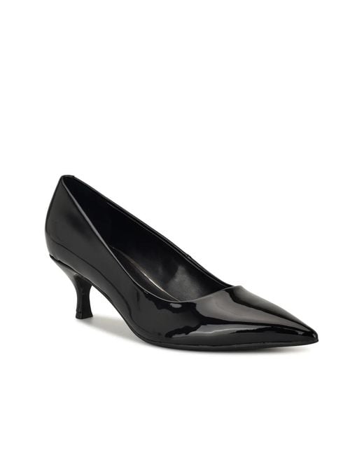 Nine West Black Sandas Pump