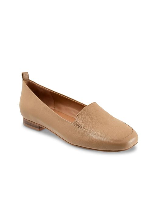 Softwalk® Black Kingston Slipon