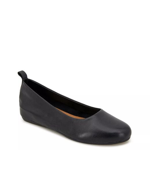 Andre Assous Black Nalah Flat