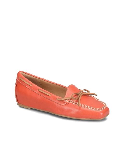 Söfft Women's Red Pam Loafer