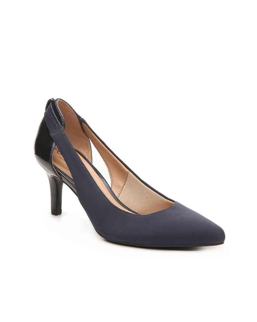 Blue pumps hotsell canada