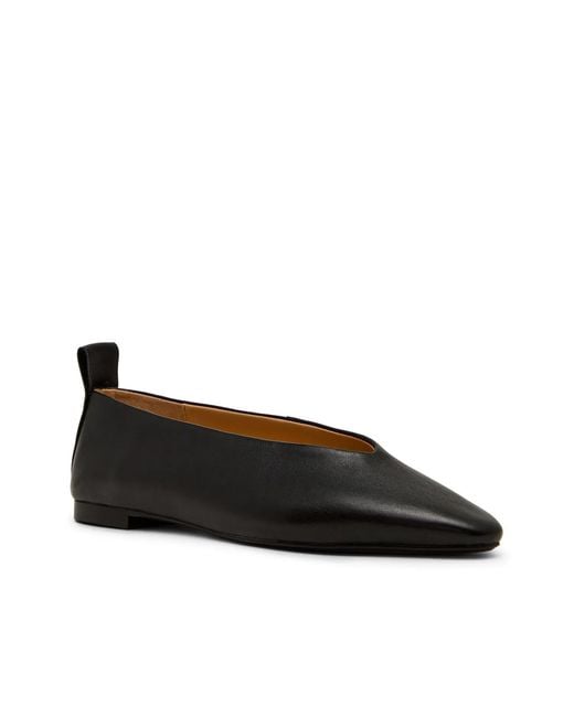 Steve Madden Black Swanky Flat