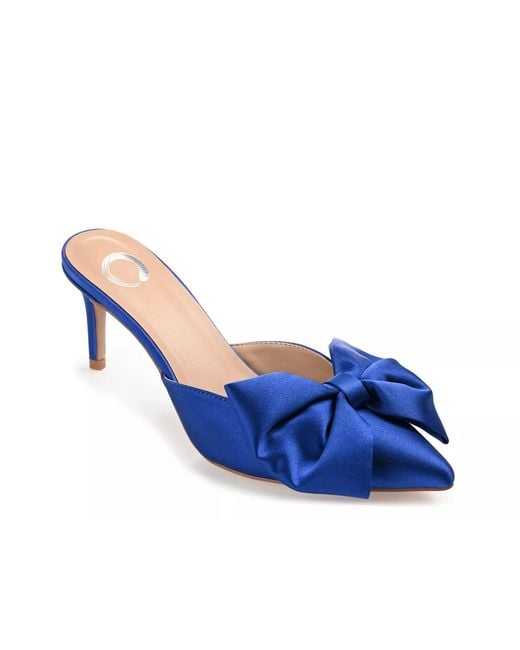 Journee Collection Blue Tiarra Pump