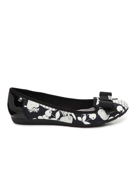 anne klein otavia flat