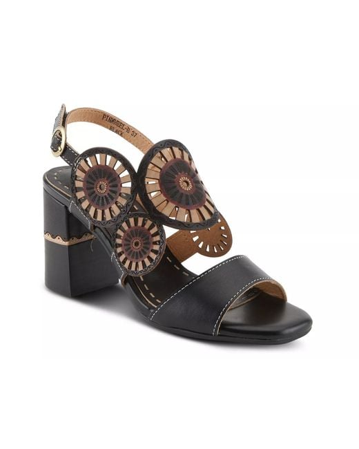 L'ARTISTE Black Pinwheel Sandal