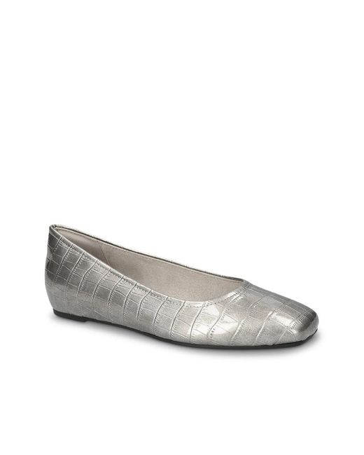 Easy Street Gray Crescent Flat