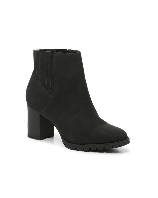 kelly & katie arlo chelsea boot