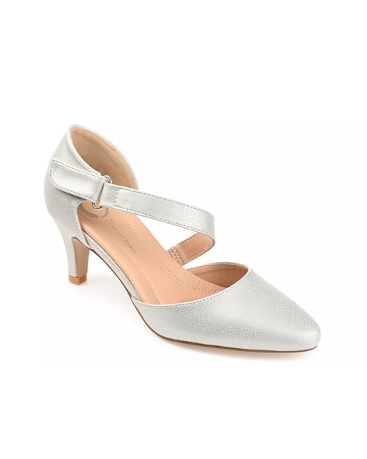 Journee Collection Metallic Tillis Pump
