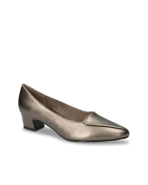 Easy Street Gray Astrid Pump