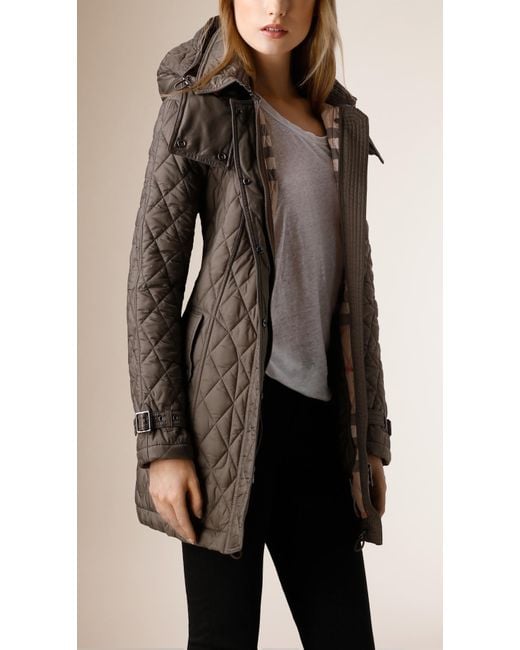 Burberry diamond top quilted coat