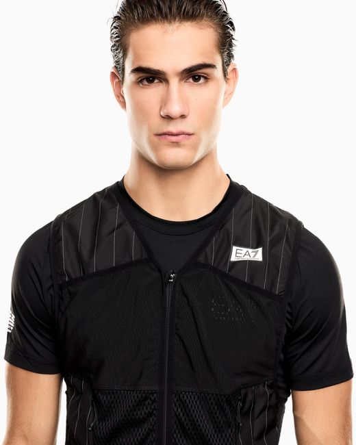 EA7 Black Dynamic Athlete Packable Gilet for men