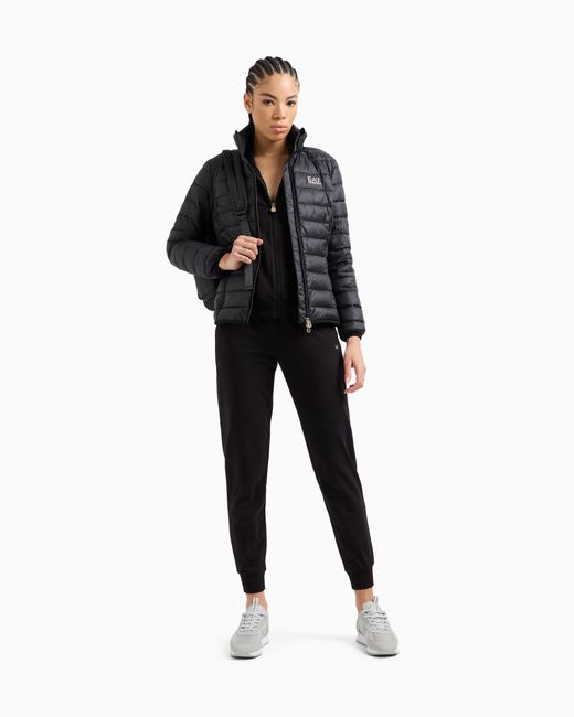 Pantaloni Jogger Core Lady di EA7 in Black