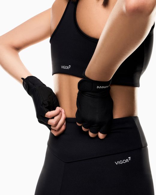 EA7 Black Dynamic Athlete Gym Gloves