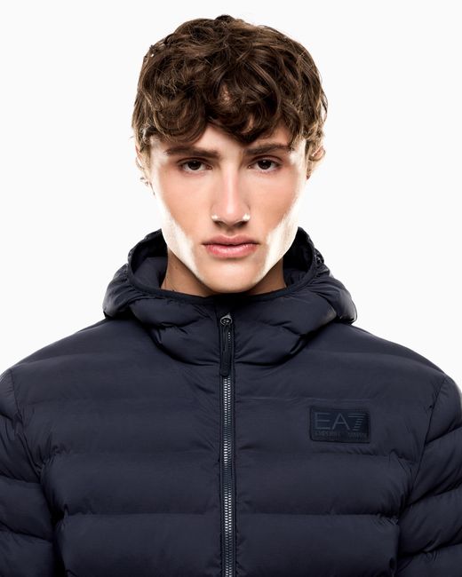 Giacca Imbottita Con Cappuccio di EA7 in Blue da Uomo