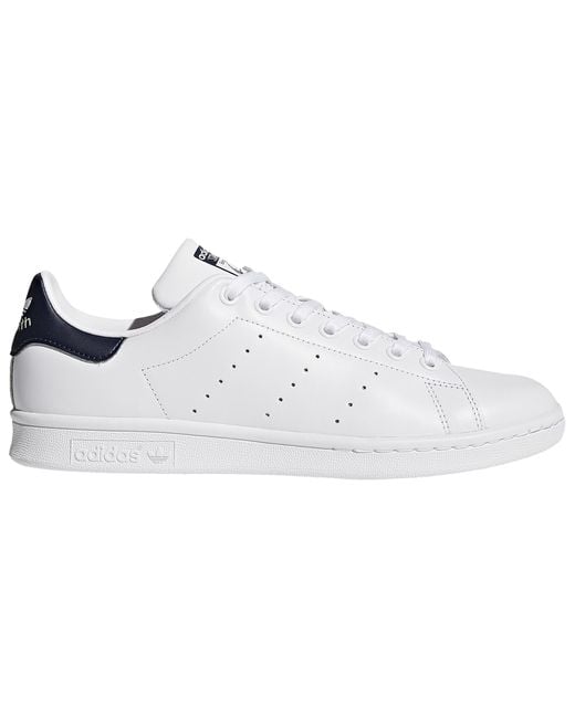 stan smith tennis shoes