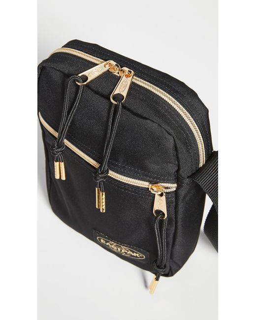 eastpak men's shoulder bags