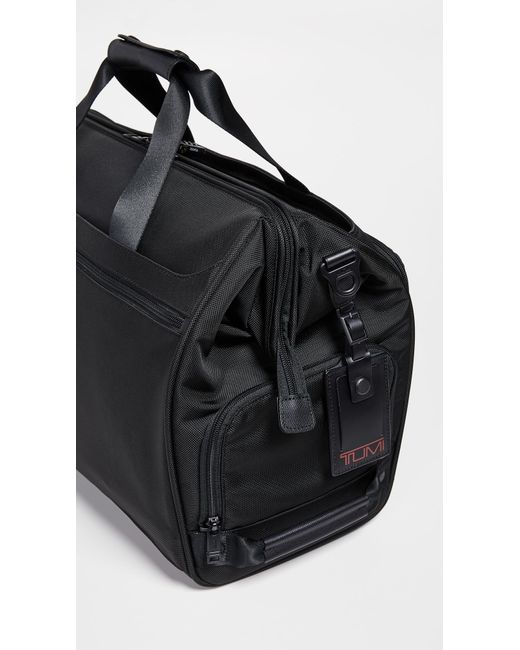 tumi mens duffle