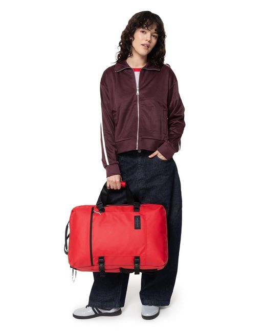 Travelpack, 100% Polyester di Eastpak in Red