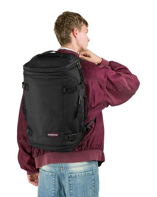 Borsa Da Viaggio Convertibile Carry Pack 30L Zaino E Borsone Da Cabina Con Custodia Per Laptop Da 17" di Eastpak in Black