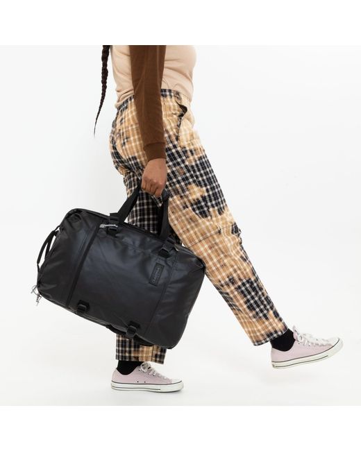 Travelpack, 100% Polyester di Eastpak in Black