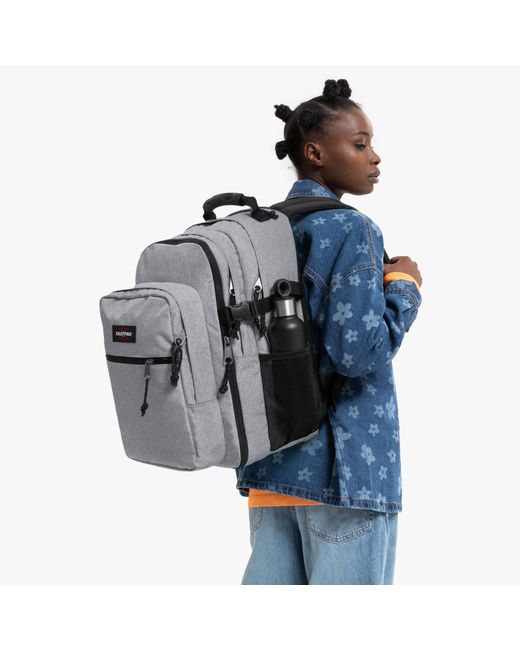 Zaino Per Studenti Extra Large Tutor 39L Zaino Extra Capiente Per Laptop Da 17" di Eastpak in Gray