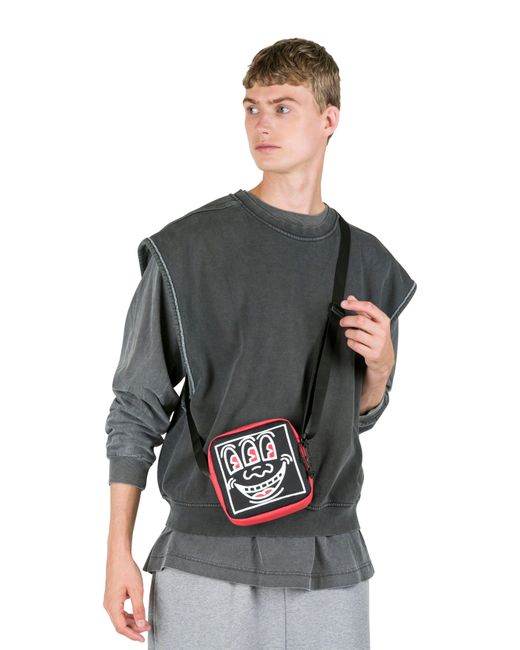 Box Mini Bag, 100% Polyester di Eastpak in Black