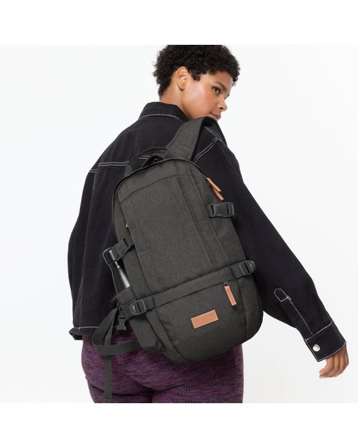 Floid, 100% Polyester di Eastpak in Black