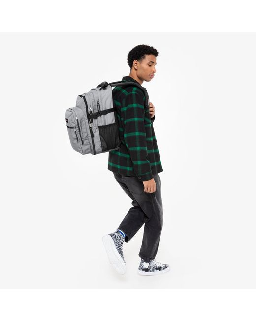 Zaino Per Studenti Extra Large Tutor 39L Zaino Extra Capiente Per Laptop Da 17" di Eastpak in Gray