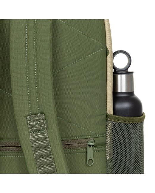 Padded Dbl, 100% Polyester di Eastpak in Green
