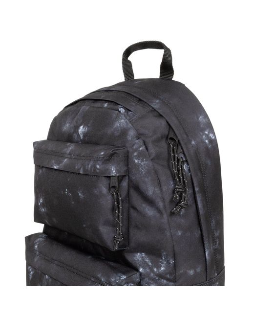 Padded Dbl, 100% Polyester di Eastpak in Black