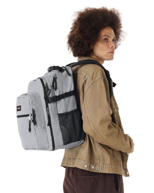 Zaino Per Studenti Extra Large Tutor 39L Zaino Extra Capiente Per Laptop Da 17" di Eastpak in Gray