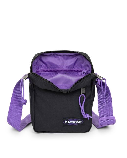 The One, 100% Polyester di Eastpak in Blue