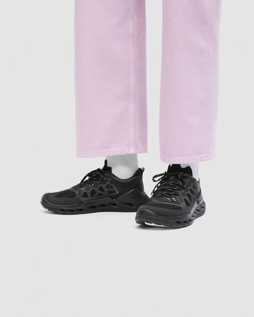 Ecco Black Biom 720 Breathru