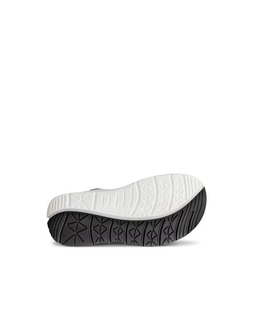 Ecco White X-Trinsic