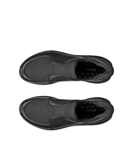 Ecco Black Slip-on Athleisure Leather Shoes