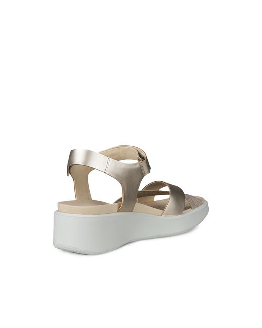 Ecco White Flowt Wedge Lx