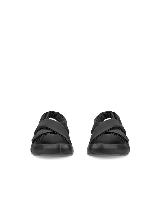 Ecco Black Cozmo Platform