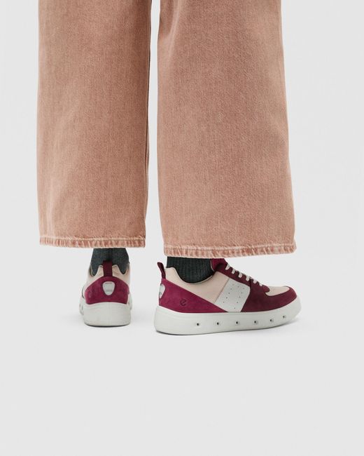 Ecco Purple Street 720