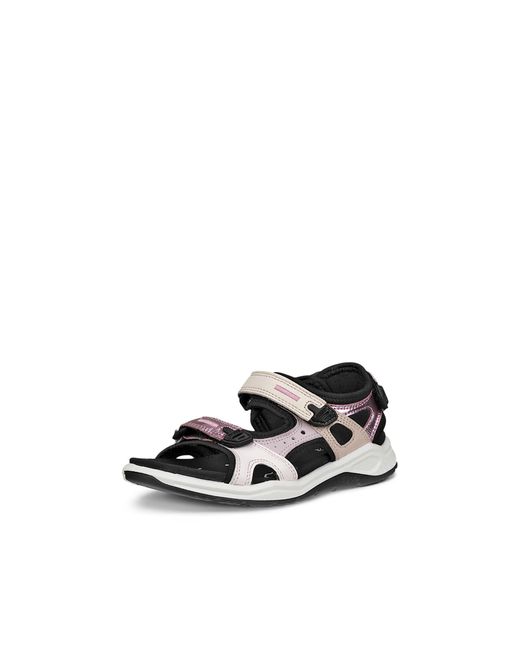 Ecco White X-Trinsic