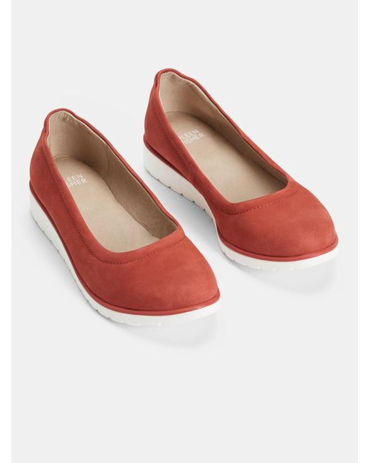 Eileen Fisher Red Honest Tumbled Nubuck Wedge