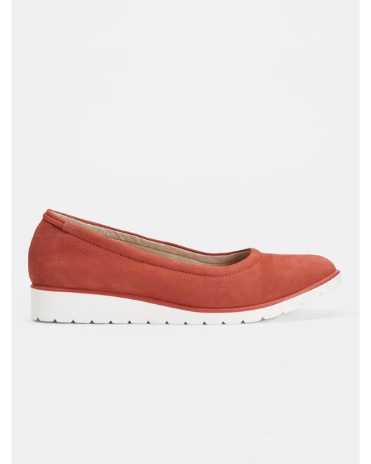 Eileen Fisher Red Honest Tumbled Nubuck Wedge