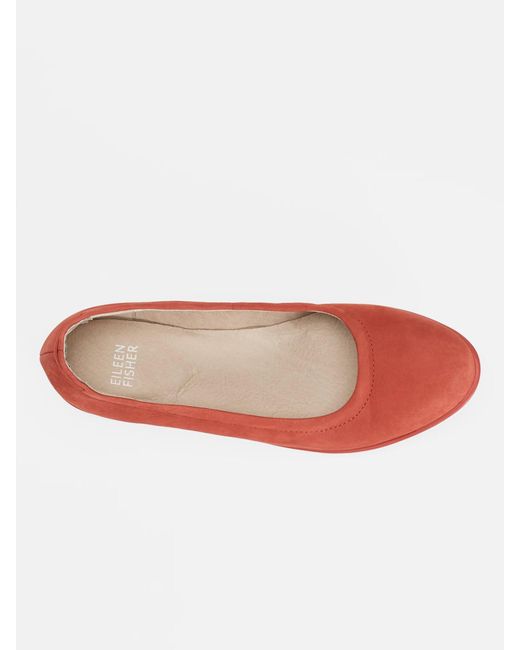 Eileen Fisher Red Honest Tumbled Nubuck Wedge
