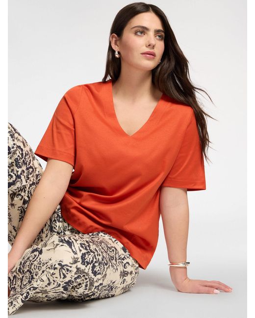 T-shirt in cotone scollo a V di Elena Miro in Red